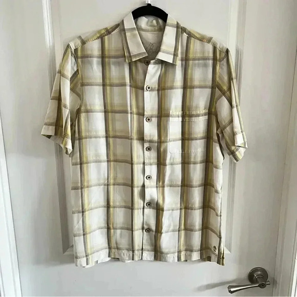Tommy Bahama Tencel Button Up Shirt Size Small - Picture 1 of 5
